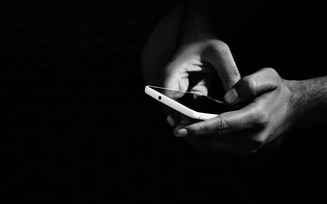 Cell Phone Safety: Why Europe and the U.S. See Legal Risks Differently
